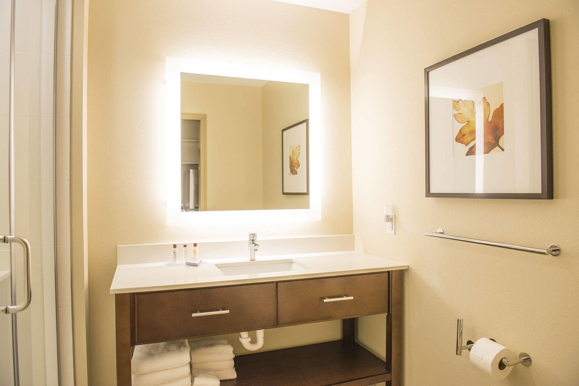 Candlewood Suites Fargo South-Medical Center By Ihg Exterior foto